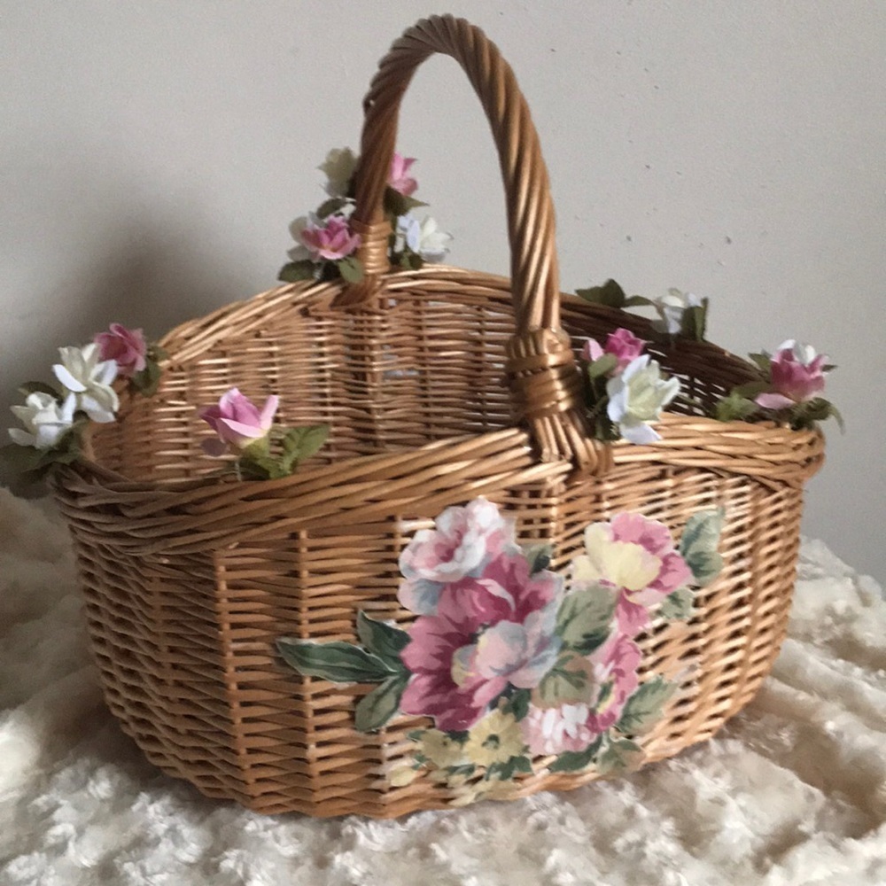 Rare Vintage 1970’s Handmade Wicker Flower Basket